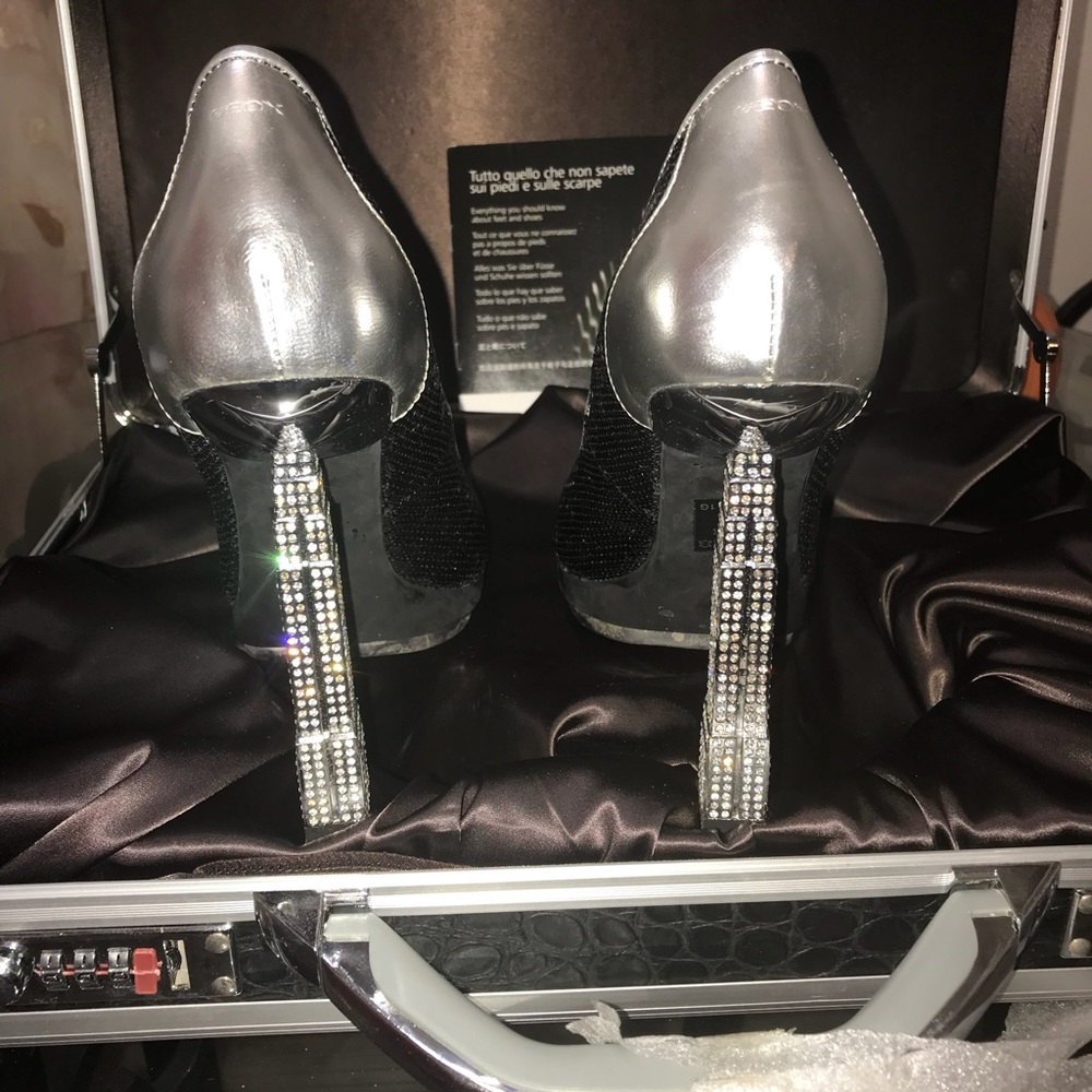 Geox Empire State pulls